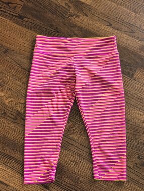 Marika Pink and Yellow Striped Cropped Leggings Sz M